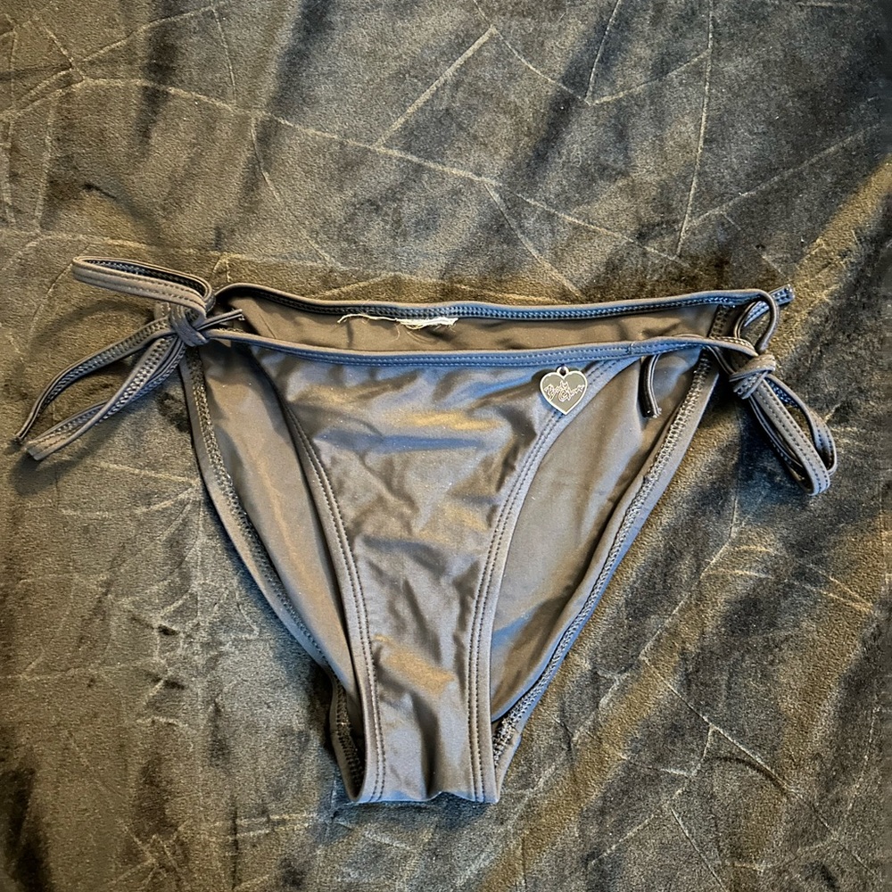 Black body glove bikini bottom